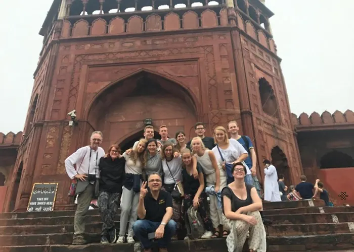 Smyle Inn - Best Value Near New Delhi StationHostel